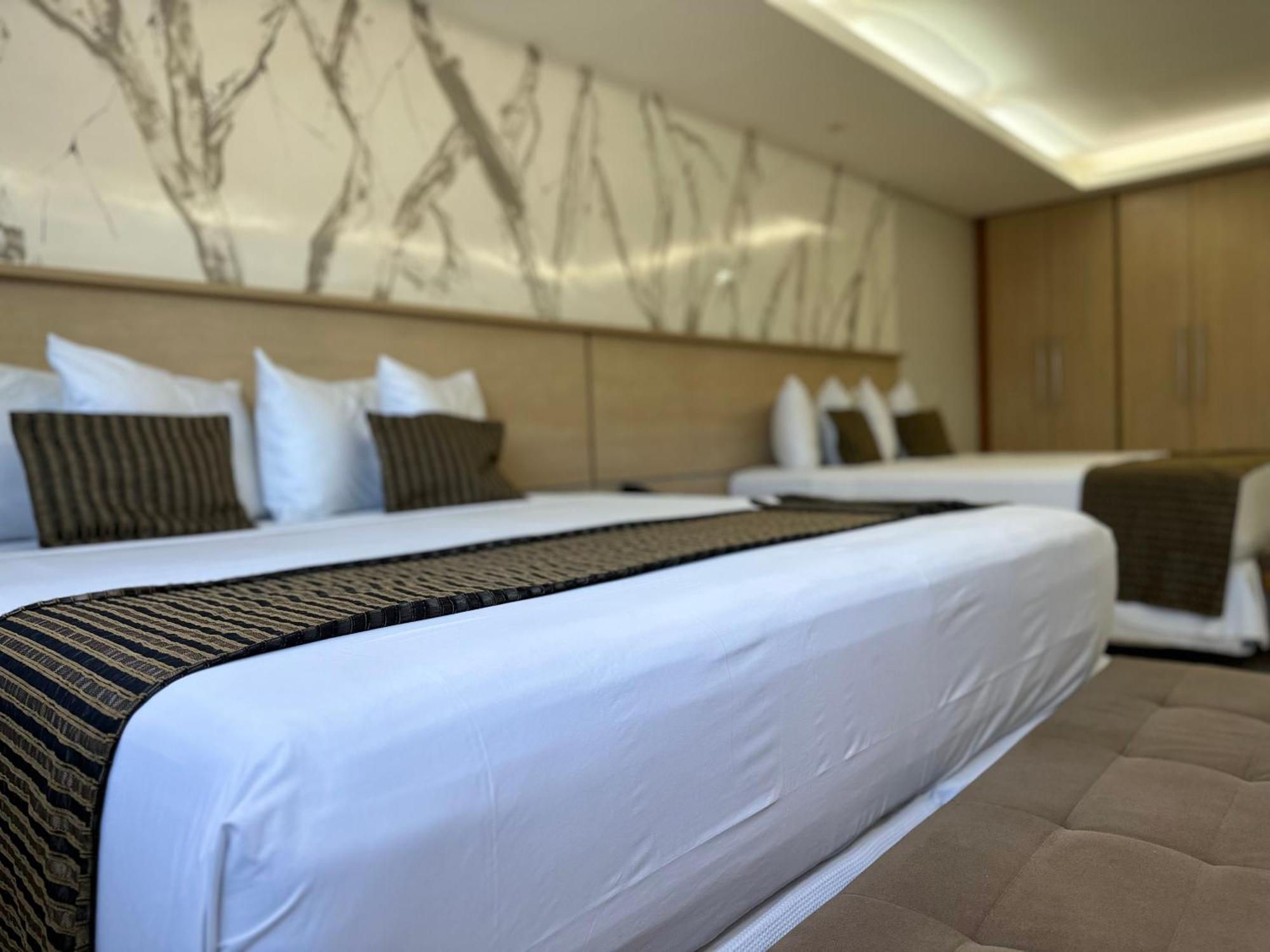 Hotel Atrium Confort 5*